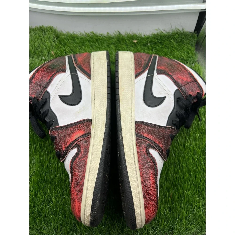 Air Jordan 1 Mid SE Black Infrared White FB0568-006 GS Size 7Y Wear Away Chicago